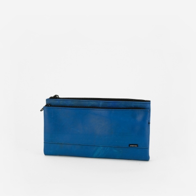 FREITAG :: MASIKURA F271 :: A simple double pouch, complete with