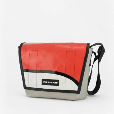 FREITAG :: DEXTER F14 :: Messenger classic, slim cut.