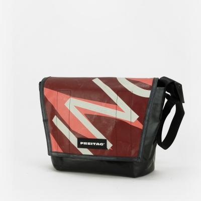 FREITAG :: DEXTER F14 :: Messenger classic, slim cut.