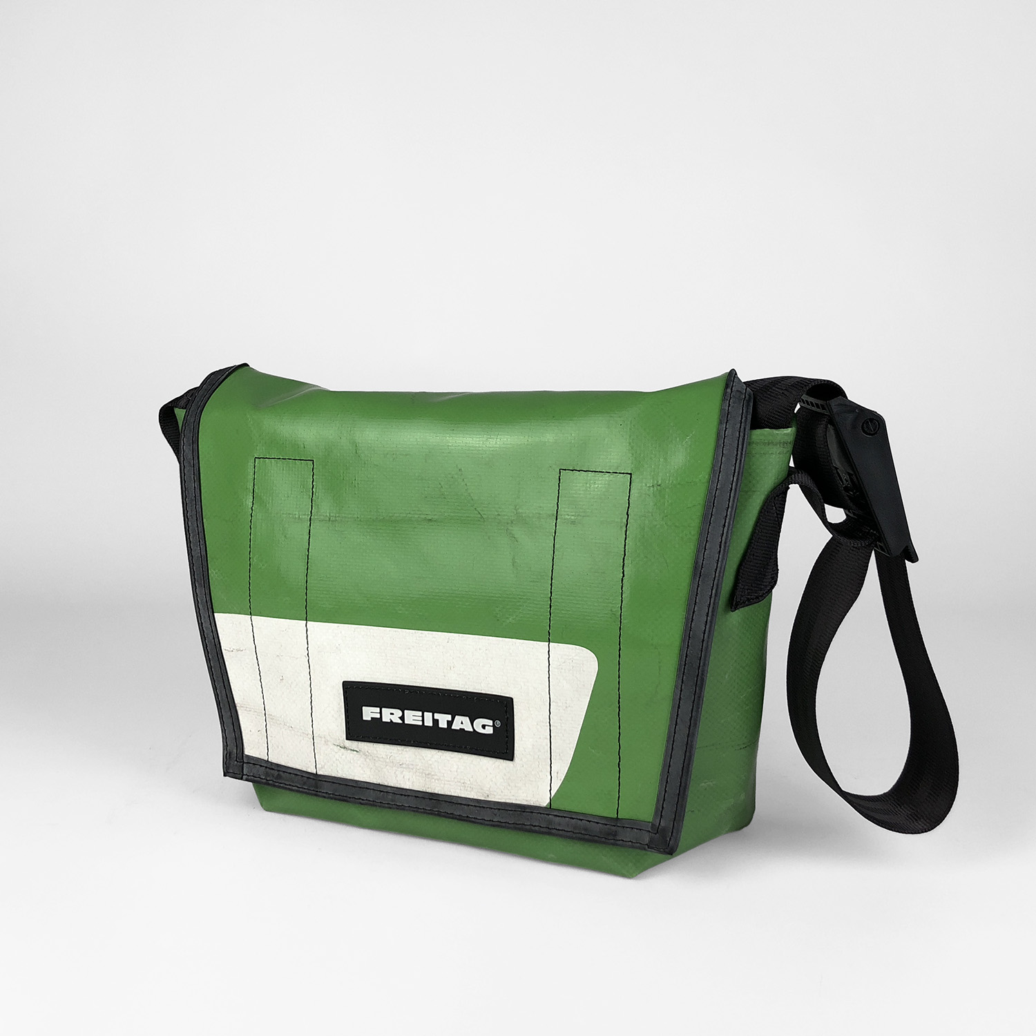 FREITAG :: LASSIE F11 :: La messenger classica, taglia Small.